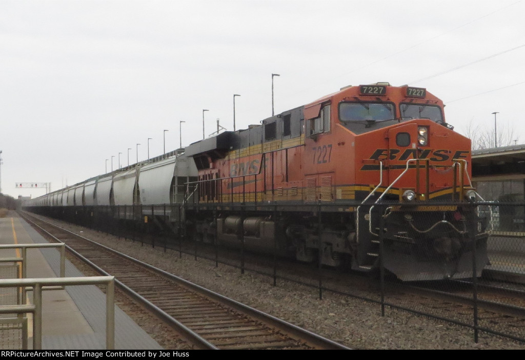 BNSF 7227 DPU